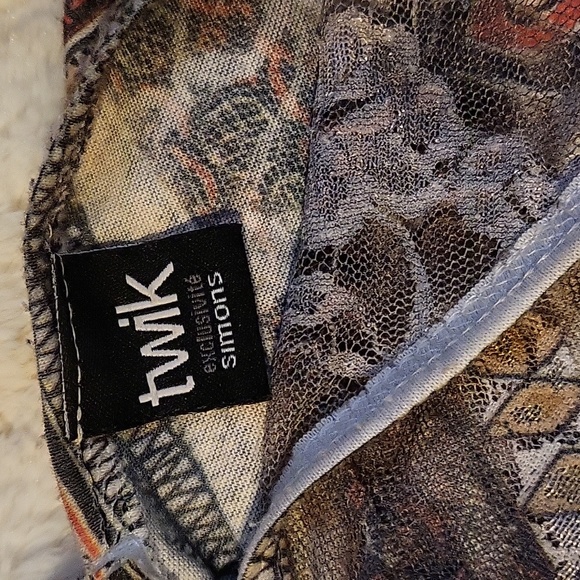 Simons Twik white shirt with pattern and lace M - Picture 7 of 8